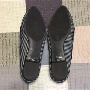 Ann Taylor flats